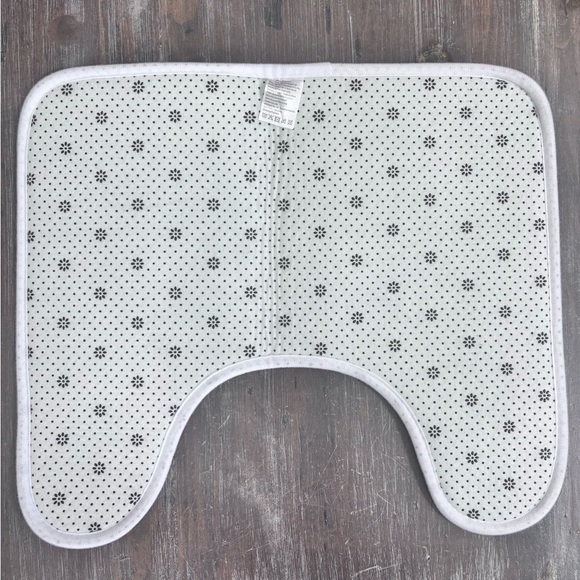 Vibrant Lilo & Stitch Pink and Blue Shower Curtain & Bath Mat Set - Picture 7 of 9